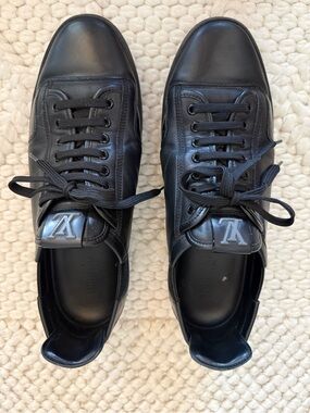 Louis Vuitton Luxembourg Black Leather Sneakers